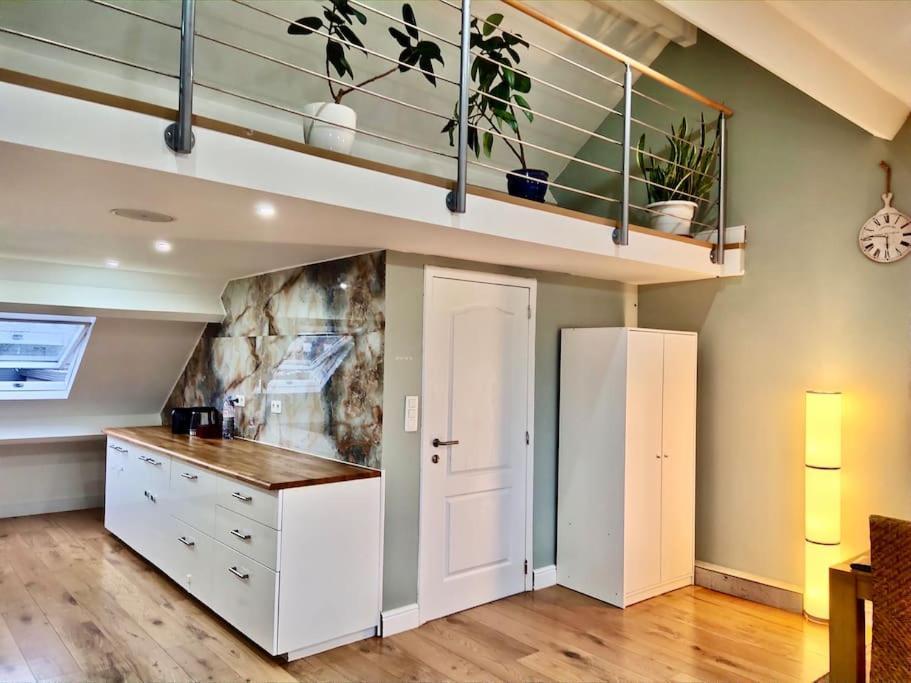 Peaceful Home Close To Airport With Parking Steenokkerzeel Exterior photo